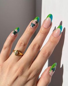 Taylor Swift Nails: 30 Album Inspired Looks For The Different Eras Debut Nails, Wave Nails, This Time Tomorrow, Cute Summer Nail Designs, Butterfly Nails, French Tip Nail Designs, Abstract Nail Art, Nail Pops