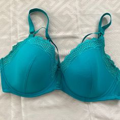 Sexy Turquoise Color Bra With Pretty Lace Trim Adjustable Straps Racer Back Underwire Padded 44dd Looks Brand New Smoke & Pet Free Home Blue Underwire Bra With Medium Bust Support, Light Blue Underwire Bra With Padded Cups, Racer Back Bra, Adore Me, Racerback Bra, Turquoise Color, Racer Back, Women's Intimates, Lace Trim