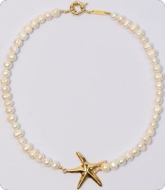 Starfish-shaped Necklace With Pearl Charm For Gift, Gold Starfish Clavicle Chain Necklace, Elegant Yellow Gold Starfish Necklace, Gold Starfish Jewelry With Pearl Charm, Elegant Starfish-shaped Pearl Charm Jewelry, Starfish Necklace, Free Giveaway, Starfish, Freshwater Pearls