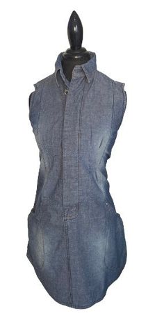 M0B Authentic denim dress w/hidden button bodice, pockets and back logo bar and slit. Disclaimer: One of the hidden buttons is missing. Blue. Size Medium. 100% Cotton. Pre-owned. Denim Dress, Bodice, Size Medium, Fan, Bar, Blue