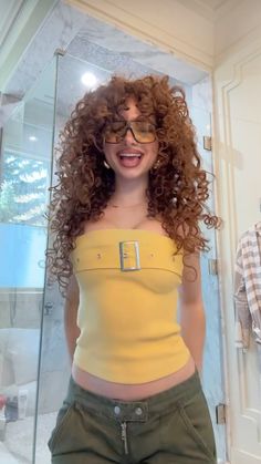 Kalogeras sisters Natural Curly Hair Cuts, Long Hair Wedding Styles, Haircuts For Curly Hair, Natural Curls Hairstyles, Curly Hair Inspiration, My Outfit, Girl Inspiration, Dream Hair