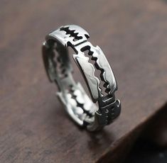 Rings For Man, Rock Rings, Edgy Jewelry, Rock Punk, Ring Fashion, Men's Jewelry Rings, Couple Rings