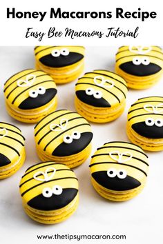 honey macarons recipe Honey And Butter Macarons, Macarons Fillings Recipe, Bee Macarons, Honey Macarons, Macaron Decoration, Macaron Art, Easy Royal Icing, Honey Buttercream, Easy Royal Icing Recipe