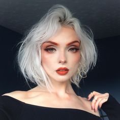 Different Makeup Aesthetics, Makeup Aesthetics, Top Makeup Products, Grunge Hair, Eyeshadow Looks, Cute Makeup, Aesthetic Makeup, Beautiful Makeup, New People