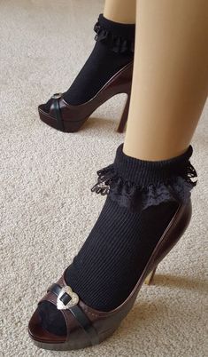 Restyled to suit a steampunk outfit. Size 39eu in leather. Extravagant Shoes, Heels And Socks, Lace Ankle Socks, Leather Outfits Women, Leather Outfits, Elegant Pumps, Lace Stockings, Shoes Elegant, Poodle Skirt