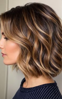 20 Stunning Long Layered Bob Hairstyles To Inspire Your Next Look - Best Review Fall Blonde Highlights Brunettes, Autumn Bob Hair, Long Layer Bob Hairstyles, Shoulder Bob With Layers, Fall Hair Colors For Blondes Short, Short Fall Hair Color Ideas, Hair Color Fall 2024, Layered Bob With Highlights, Shoulder Length Layered Bob