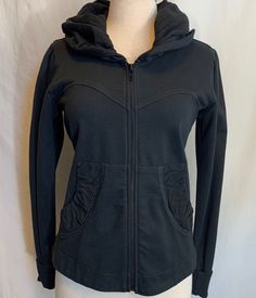 French terry cotton hoodie has sweetheart seams and a fitted body. Its no wonder it's a favorite of our customers! Slightly curved shirt hem just past hip length. Cotton gauze lined hood and detailed deep pockets. Zip closure Pre shrunk Generously sized Machine wash tumble dry Made in USA Curved Shirt, Pre Black Friday, Cotton Hoodie, Online Sales, Hip Length, French Terry, Color Me, Made In Usa, Athletic Jacket