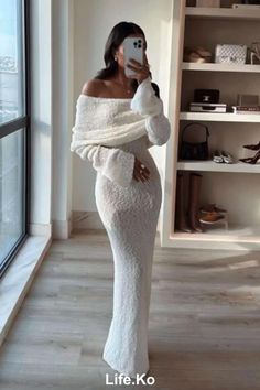 Turn heads with this Off Shoulder Open Knit Maxi Dress, perfect for combining effortless style and elegance. Shop now to make this standout piece a staple in your wardrobe! Beach Party Dress, Beach Holiday Dresses, Loose Maxi Dress, Holiday Beach, Knitwear Dress, Maxi Knit Dress, Loose Sweater, Long Sleeve Maxi, Party Dresses For Women