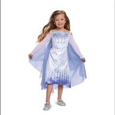 Includes: 1x Dress Condition New With Tag! Snow Queen Costume, Queen Halloween Costumes, Frozen 2 Elsa, Classic Halloween Costumes, Cape Costume, Elsa Costume, Frozen Costume, Elsa Dress, Queen Costume