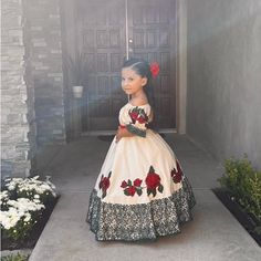 Cotton Fabric With Elastic In The Arms And Waist Include Crinoline And Rebozo . Mariachi Dress For Women, Mariachi Dress, Mexican Clothing Style, Spanish Themed Weddings, Mexico Dress, Traditional Mexican Dress, Quince Dresses Mexican, Spanish Wedding, Mexican Outfit