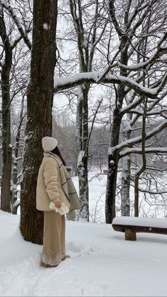 Korean Winter Aesthetic, Night Outfit Aesthetic, Fashion Outfits Winter, Korean Winter, Outfits Cold, Christmas December, Winter Outfits Aesthetic, Pretty Life