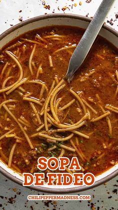 Sopa De Fideo looking extremely inviting Gobi Recipes, Chili Pepper Recipes, Canned Tomato Sauce, Peppers Recipes, Bowl Of Soup