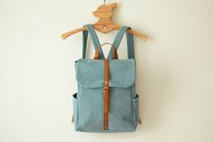 ブルーの帆布リュック Baby Backpack, Hip Bag, Bagpack, Diy Bag, School Backpacks, Jewelry Bags, Canvas Bag, Laptop Bag, Leather Backpack