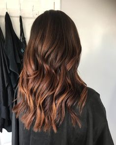 Copper Balayage Natural Hair, Copper Balayage On Medium Brown Hair, Dimensional Brunette Auburn, Cowboy Coffee Hair, Medium Brown Hair With Red Balayage, Soft Copper Balayage, Reddish Brown Hair Balayage, Brunette Balayage Hair Copper, Brunette With Copper Balayage