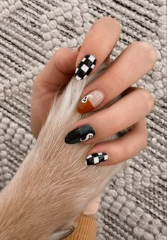 Simple Black Fall Nails, Ghost And Checkered Nails, Halloween Nails Patchwork, Checkered Ghost Nails, Halloween Designs For Nails, Halloween Nails Checkered, Fall Nails With Checkers, Fall Nails Trendy Almond, Ghost With Cowboy Hat Nails