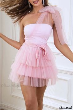 Olivia Mark - Elegant Princess Dress with Oblique Collar and Bow Detail in Sweet Solid Mesh Pink Dress With Bow, Baby Pink Dress, Baby Pink Dresses, Pink Stuff, Princess Sleeves, Awesome Outfits, Sleeveless Outfit, Dress Cake, Princess Dresses