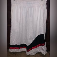 Vintage Air Jordan Basketball Shorts New With Tags Medium White Athletic Shorts For Spring, White Knee-length Athletic Shorts For Spring, Sporty White Bermuda Bottoms, White Sporty Shorts, Nike Sweat Shorts, Jordan Sweat, Jordan Gold, Sweat Shorts Men, Statement Shorts