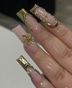 Simple Family Meals, Golden Nails, Drip Nails, Gold Nail, Unique Acrylic Nails