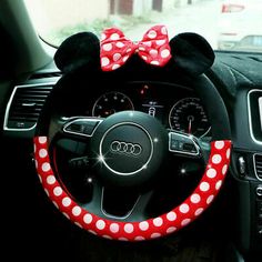 minnie mouse steering wheel cover with red and white polka dots