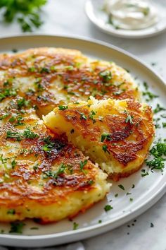 Potato Cakes From Mashed Potatoes, Bubble And Squeak, Mashed Potatoes Recipe, Scottish Recipes, Cheesy Garlic Bread, Potato Recipes Side Dishes, Potato Cakes, Potato Side Dishes, Leftovers Recipes