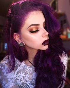 IG: lastfeastofthewolves Light Ash Brown Hair Color, Woman With Purple Hair, Blackberry Hair Colour, Dark Purple Hair Color, Light Ash Brown Hair, Short Purple Hair, Purple Hair Highlights, Purple Hair Color, Dark Purple Hair