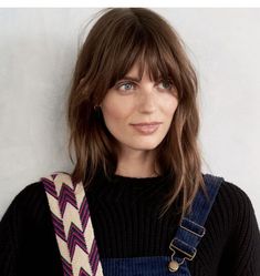 One Length With Bangs, 70s French Hair, Bangs Straight Fine Hair, Medium Length French Hair, French Hair With Bangs, Bob Fine Hair Bangs, Long Bob Fringe Hairstyles, Alexa Chung Hair Bangs, French Bangs Long Hair Brunette