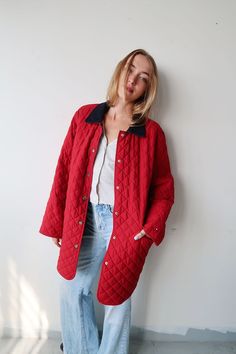 # Visit the Shop # https://www.etsy.com/shop/DamselflyGoods Super cool 90s vintage Tommy Hilfiger jacket.  Jacket is quilted, bright red with a navy blue corduroy collar and snap closures!  Size large (boxy/oversized depending on desired fit) This item is in excellent vintage condition! All items are stored in a smoke-free, pet-free environment :)  Feel free to contact me with any comments or questions regarding this listing Casual Red Quilted Outerwear, Casual Quilted Red Outerwear, Quilted Retro Outerwear, Retro Quilted Long Sleeve Outerwear, Red Quilted Long Sleeve Outerwear, Red Quilted Jacket, Vintage Tommy Hilfiger Jackets, Tommy Hilfiger Jacket, West Coast Fashion