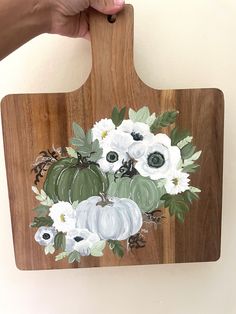 Hand painted green and white pumpkins with flowers on cutting board wall art Pumpkins With Flowers, Paint Business, Farmhouse Paintings, Fall Canvas Painting, Posca Pens, Hand Painted Pumpkin, Artsy Ideas, Painted Items, Fall Canvas