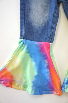 Pastel tie-dye denim bell bottom. Material Milk Silk. Dye Denim, Tie Dye Denim, Pastel Tie Dye, Hippie Vibes, Milk Silk, Wild Child, Bell Bottom, Fashion Set, Bell Bottoms