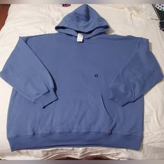 Men's Blue Hollister Hoodie In Xl. #A-055 Oversized Blue Crew Neck Hoodie, Oversized Blue Hoodie With Adjustable Hood, Oversized Blue Hoodie With Long Sleeves, Oversized Light Blue Cotton Hoodie, Casual Blue Sweatshirt With Kangaroo Pocket, Oversized Blue Hooded Hoodie, Blue Relaxed Fit Hoodie Sweatshirt, Light Blue Casual Hoodie Sweatshirt, Light Blue Relaxed Fit Long Sleeve Hoodie