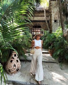 Bali Outfit, Cancun Outfits, Tulum Outfits, Tropical Vacation Outfits, Island Outfit, Hawaii Outfits, Casual Summer Outfits For Women