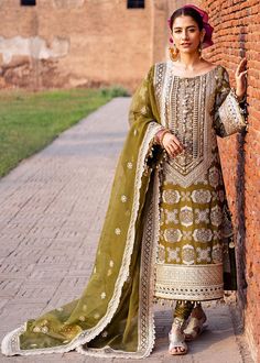 Embellished Pakistani Raw Silk Green Kameez Salwar Green Kameez, Mohsin Naveed Ranjha, Dupatta Top, Black Frock, Matching Pajama, Flower Motifs, Pakistani Salwar Kameez, Eid Dresses, Cotton Dupatta