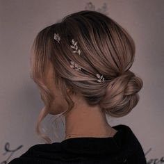 Bridal Hair Buns, Quince Hairstyles, Prom Hairstyles For Long Hair, Peinados Fáciles Para Cabello Corto, Low Bun, Short Wedding Hair, Hairdo For Long Hair