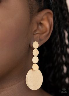 Featuring a delicately scratched surface, a row of dainty gold discs connects to a large gold disc, creating a bold display. Earring attaches to a standard post fitting. Sold as one pair of post earrings. P5PO-GDXX-095XX Paparazzi Jewelry Images, Paparazzi Accessories Jewelry, Paparazzi Consultant, Sparkle Jewelry, Gold Disc, Paparazzi Accessories, Paparazzi Jewelry, Jewelry Cleaner, Boutique Jewelry