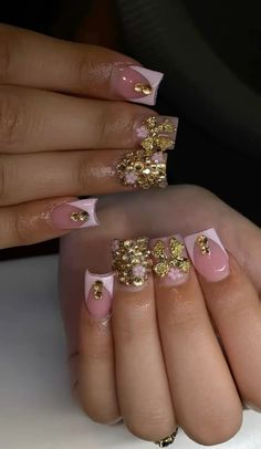 #art Girly Acrylic, Latina Outfits, Duck Nails, Square Acrylic Nails, Dream Nails, Fit Inspo, Long Nails