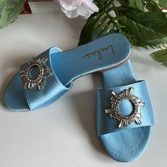 New Women Sandals Has A Small Scratch On The Front Blue Flat Slippers For Vacation, Blue Flat Slippers For Summer, Light Blue Flat Sandals For Summer, Blue Beach Slippers For Spring, Blue Round Toe Slippers For Summer, Blue Slippers For Spring Vacation, Light Blue Synthetic Flat Flip Flops, Blue Open Toe Beach Slippers, Light Blue Open Toe Sandals For Summer