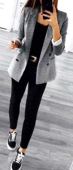 Gray Blazer, Black Outfits, Womens Business Casual, Business Outfit, Winter Trends, Casual Work Outfits, Work Outfits Women, Casual Work, 가을 패션