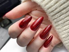 christmas nails Design inspo ideas Gold And White Christmas Nails, White Christmas Nails, Nails After Acrylics, Gold And White Christmas