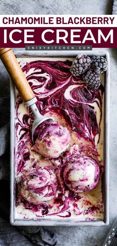 This Chamomile Blackberry Ice Cream is a homemade frozen treat recipe that has a floral chamomile-infused cream base with a sweet blackberry compote swirl. This creamy homemade ice cream also makes an easy Labor Day party food idea! Blackberry Ice Cream Recipe, Soft Serve Ice Cream Recipes, Blackberry Ice Cream, Blackberry Dessert, Desserts Ice Cream, Blackberry Compote, Easy Labor, Soft Ice Cream, Bbq Desserts