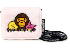 Buy and sell StockX Verified BAPE streetwear on StockX including the BAPE Baby Milo x Biskup Sholder Bag Pink and thousands of other streetwear clothing and accessories. Bape Bag, Mini Designer Bags, Bape Streetwear, Xoxo Jewelry, Everyday Bag Essentials, Baby Milo, Dope Jewelry Accessories