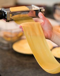 DIY: How To Make Homemade Pasta :: A step-by-step tutorial with pictures | browneyedbaker.com #recipe #DIY Make Homemade Pasta, Brown Eyed Baker, Filled Pasta, Pasta Machine, Pasta Dough, Pasta Noodles, Fresh Pasta, Homemade Pasta