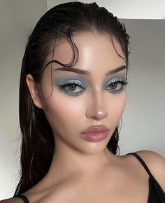 Maquillage On Fleek, Blue Eyeshadow, Blue Makeup, Blue Eye Makeup, Makeup Eyeliner, Artistry Makeup