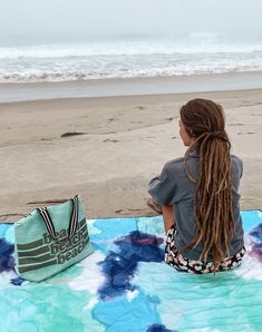 Whether you're swimming at the beach with locs or just laying out in the sun, you should protect your bohemian locs to ensure they stay healthy. Check out my IG and website for loc growth and dread care tips! Dread Care, Loc Growth, White Dreads, Dreads Care, Bohemian Locs