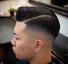 BLESS barbershop 副代表 (@bless_murayama) • Instagram-Fotos und -Videos Haircuts Asian, Great Haircuts, Comb Over, Asian Hair, Fade Haircut, Asian Style, Behind Ear Tattoo