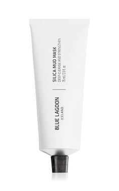 A purifying and detoxifying face mask that deep-cleanses and strengthens skin.Rich in the bioactive Blue Lagoon Silica, the iconic Silica Mud Mask draws out impurities as it deep-cleanses and clarifies skin. This natural white clay mask boosts the skin’s barrier function and tightens visible pores, for a fresh and improved complexion. Renowned worldwide, this reset facial is ideal for use in the shower or as the first step in your spa routine at home. Spa Routine, White Clay Mask, Detoxifying Face Mask, Lagoon Iceland, Blue Lagoon Iceland, Mask Drawing, Mud Mask, Skin Care Mask, Clay Mask