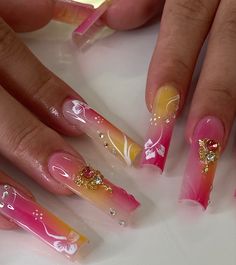 Colored Acrylic Nails, Exotic Nails, Pretty Gel Nails, Long Acrylic Nails Coffin, Really Cute Nails, Acrylic Nails Coffin Pink, Unique Acrylic Nails, Long Square Acrylic Nails, Bling Acrylic Nails