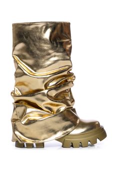 We can’t get enough of our Mate Gold Chunky Boots! These platform metallic boots feature a fold over silhouette with scrunched metallic gold material, a chunky gold sole, and a shiny gold upper. These are perfect for any music festival or for adding a statement shoe to any outfit! PU upper Mid calf-height shaft Rounded toe Flatform sole 12” shaft height 17" calf circumference 2.5” heel height Gold Boots, Slouch Boots, Flat Booties, Star Boots, Azalea Wang, Shoe Covers, Gold Heels, Chunky Boots, Mid Calf Boots