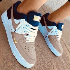 Nike Shoes Women Fashion, Nike Shoes Air Force, Nike Fashion Shoes, All Nike Shoes, Nike Air Shoes, Best Shoes For Men, Cute Nike Shoes, Cute Sneakers, Fresh Shoes