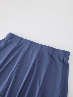 This Panel Ribbed Skirt-Denim Blue is a versatile piece that combines both style and comfort. Perfect for any occasion, this skirt is a must-have in your wardrobe. Teen Skirts, Home Panel, Ribbed Skirt, Skirt Denim, Teen Top, Dresses For Teens, Winter Looks, Skirts For Sale, Kids Tops