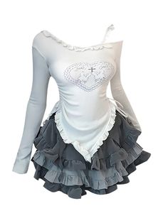 Cute Clothes Y2k, Kpop Gyaru, Y2k Japanese Fashion, 2000s Kpop, Gyaru Kawaii, White Coquette, Japanese Y2k, Kawaii Outfit Ideas, Coquette Outfits